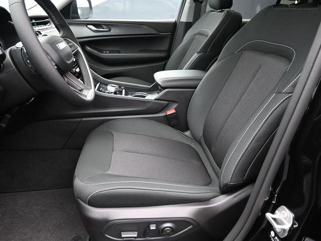 2024 Jeep Grand Cherokee Laredo X 4x4
