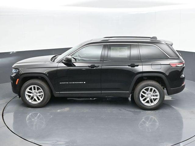 2024 Jeep Grand Cherokee Laredo X 4x4