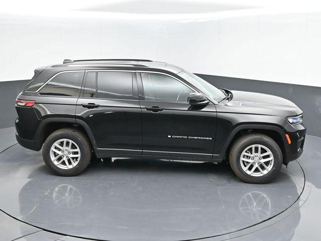 2024 Jeep Grand Cherokee Laredo X 4x4