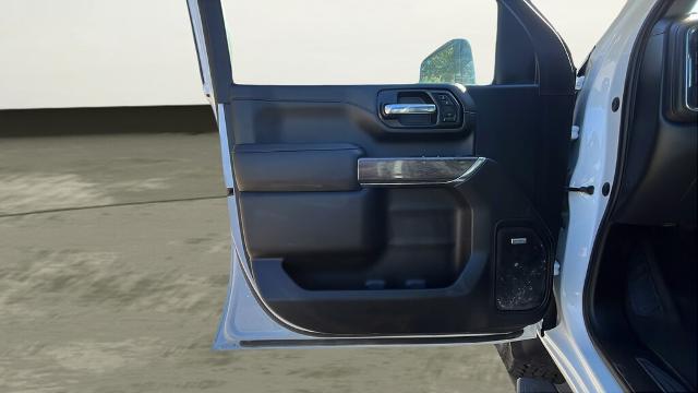 2022 Chevrolet Silverado 2500HD 4WD Crew Cab Standard Bed LTZ