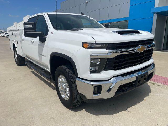 2025 Chevrolet Silverado 3500HD 4WD Crew Cab Long Bed LT