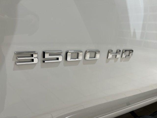 2025 Chevrolet Silverado 3500HD 4WD Crew Cab Long Bed LT