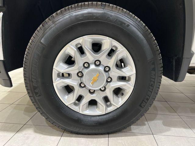 2025 Chevrolet Silverado 3500HD 4WD Crew Cab Long Bed LT