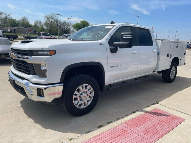 2025 Chevrolet Silverado 3500HD 4WD Crew Cab Long Bed LT