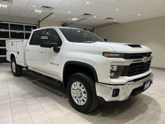 2025 Chevrolet Silverado 3500HD 4WD Crew Cab Long Bed LT
