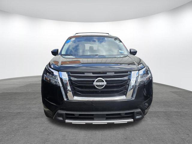2024 Nissan Pathfinder SL FWD