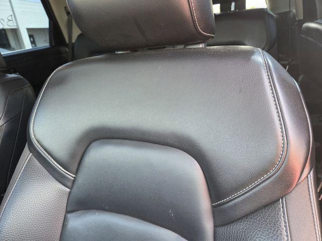 2024 Nissan Pathfinder SL FWD