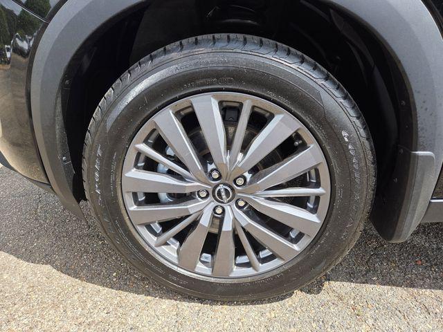 2024 Nissan Pathfinder SL FWD