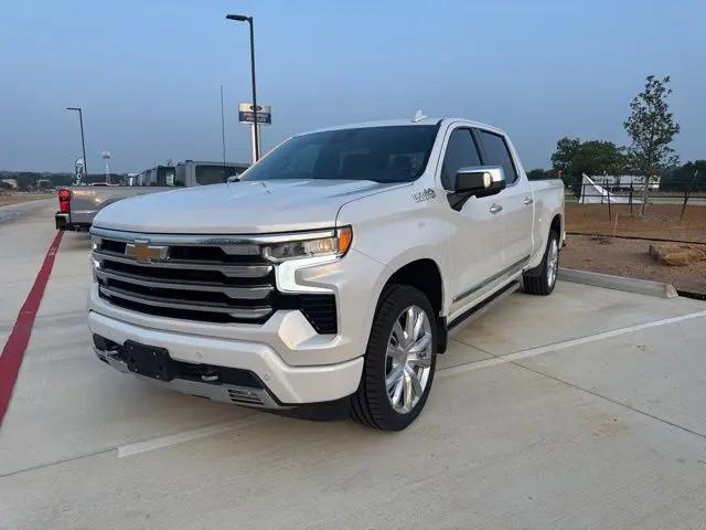2022 Chevrolet Silverado 1500 4WD Crew Cab Standard Bed High Country for sale in Gordon, TX