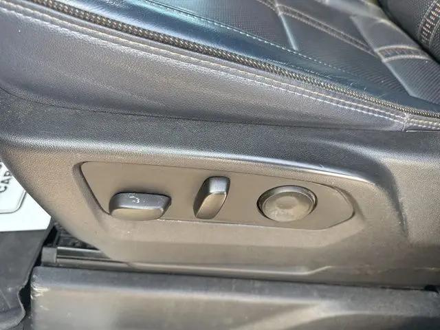 2022 Chevrolet Silverado 1500 4WD Crew Cab Standard Bed High Country