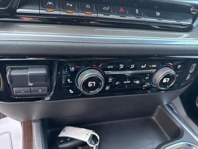 2022 Chevrolet Silverado 1500 4WD Crew Cab Standard Bed High Country