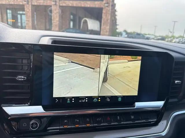 2022 Chevrolet Silverado 1500 4WD Crew Cab Standard Bed High Country