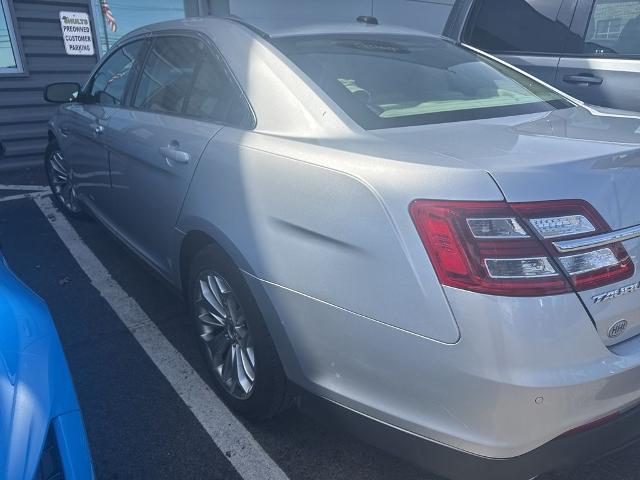 2017 Ford Taurus Limited