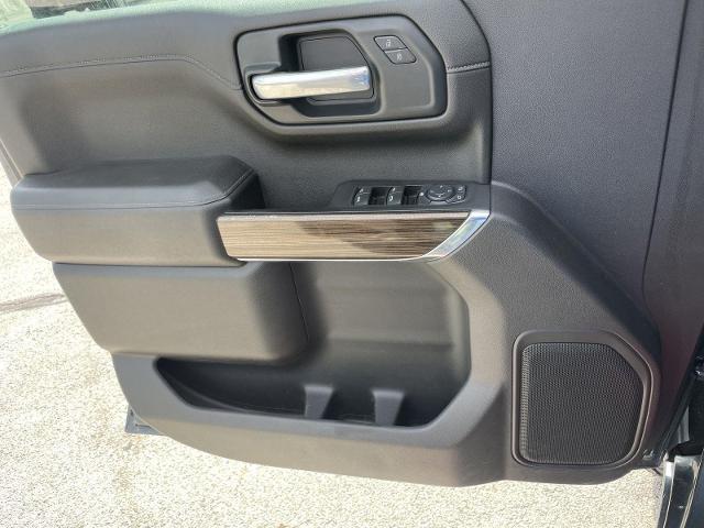 2021 Chevrolet Silverado 1500 4WD Crew Cab Short Bed LT
