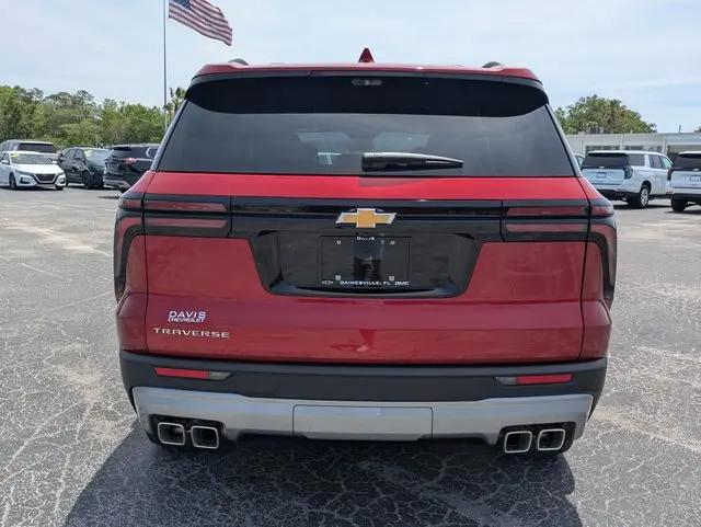 2026 Chevrolet Traverse FWD LT