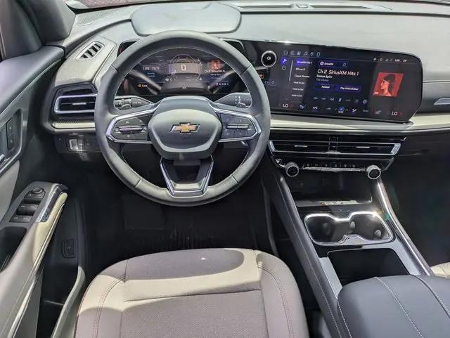 2026 Chevrolet Traverse FWD LT