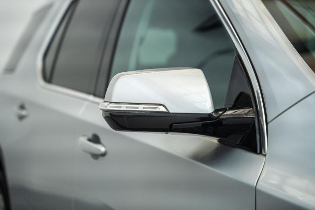 2020 Chevrolet Traverse AWD LT Cloth