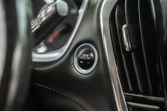 2020 Chevrolet Traverse AWD LT Cloth