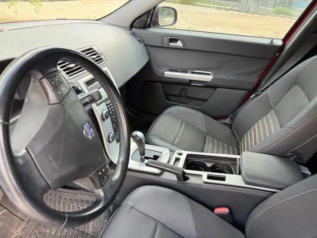 2010 Volvo S40 2.4i