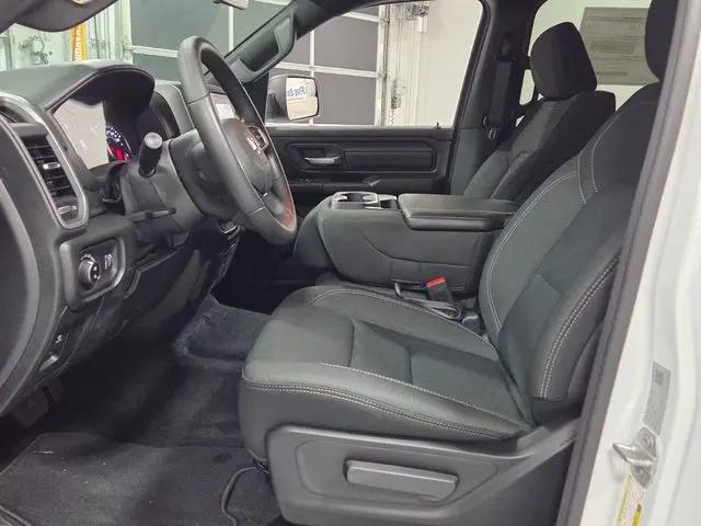 2026 Ram 1500 Express Crew Cab 4x2 5'7" Box