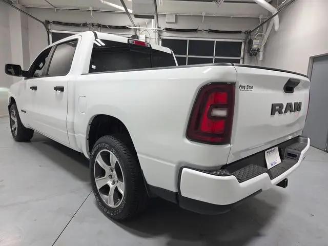 2026 Ram 1500 Express Crew Cab 4x2 5'7" Box