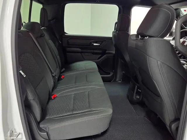 2026 Ram 1500 Express Crew Cab 4x2 5'7" Box