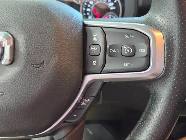 2026 Ram 1500 Express Crew Cab 4x2 5'7" Box