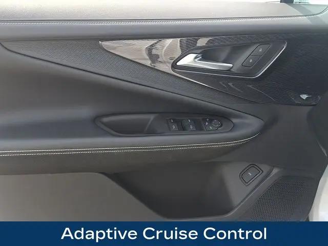 2024 Chevrolet V Blazer eAWD 2LT