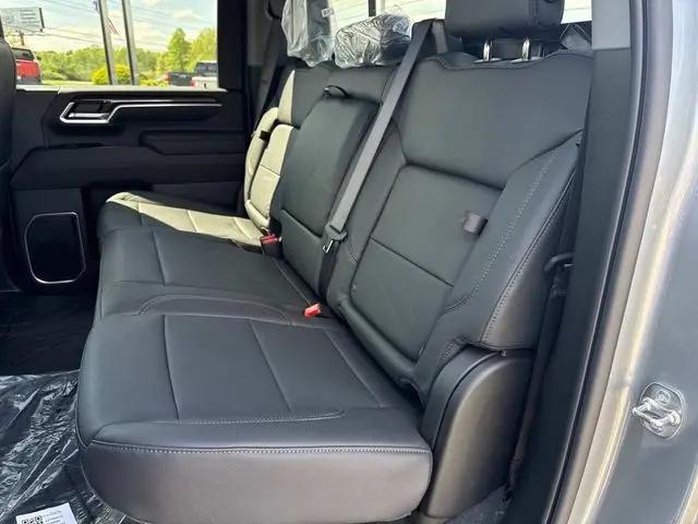 2026 Chevrolet Silverado 2500HD Crew Cab, Standard Bed, LT, 4WD