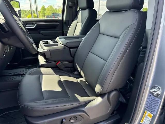 2026 Chevrolet Silverado 2500HD Crew Cab, Standard Bed, LT, 4WD