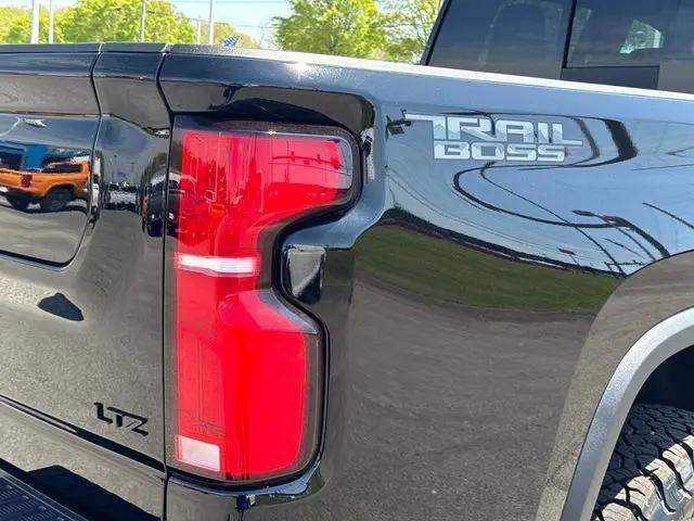 2026 Chevrolet Silverado 2500HD Crew Cab, Standard Bed, LTZ, 4WD