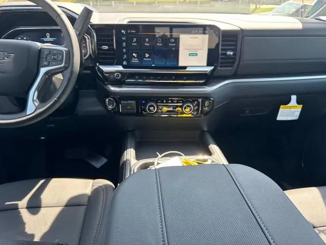 2026 Chevrolet Silverado 2500HD Crew Cab, Standard Bed, LTZ, 4WD