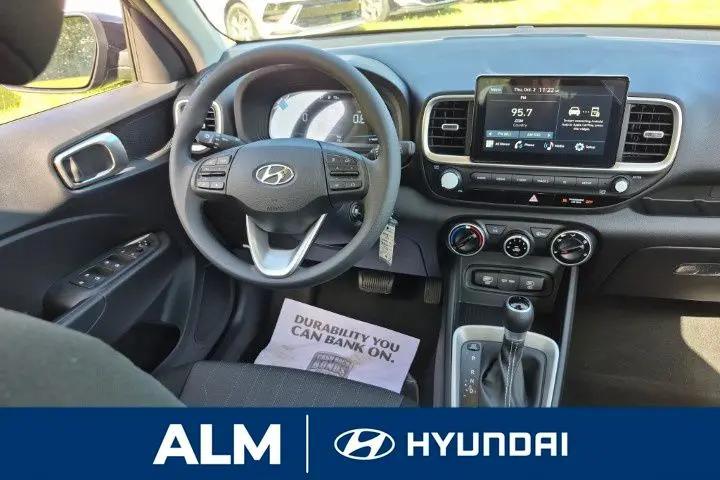 2026 Hyundai Venue SE