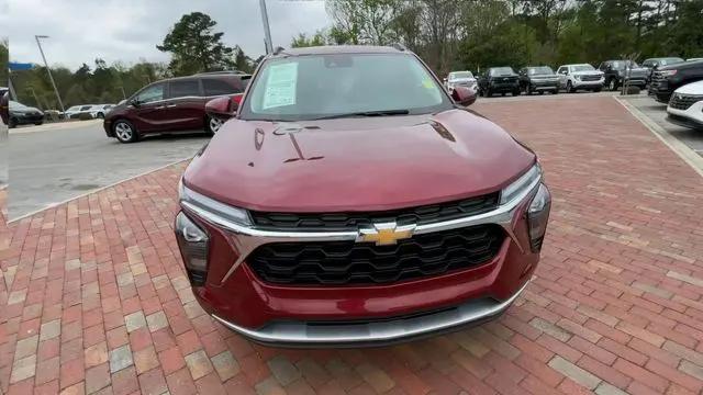 2025 Chevrolet Trax FWD LT