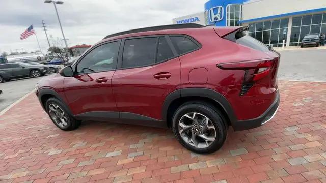 2025 Chevrolet Trax FWD LT