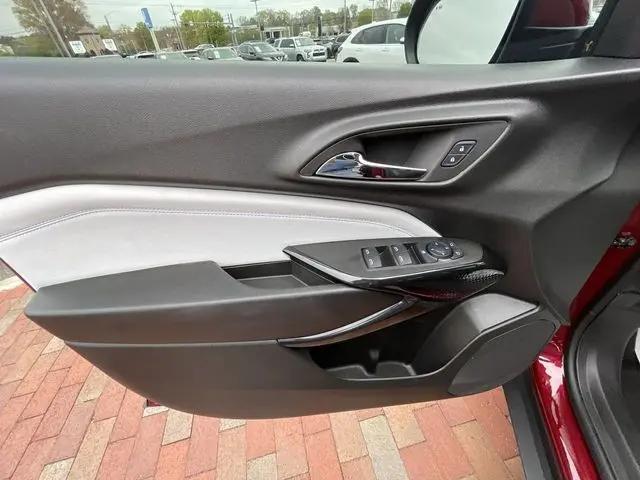 2025 Chevrolet Trax FWD LT