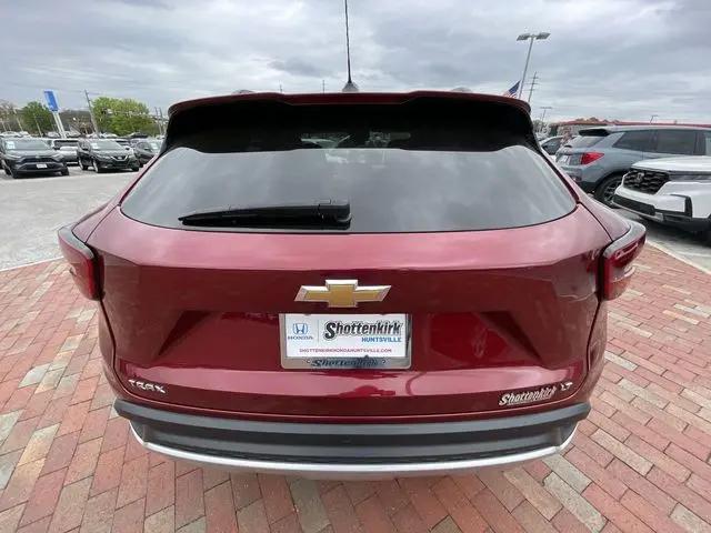 2025 Chevrolet Trax FWD LT