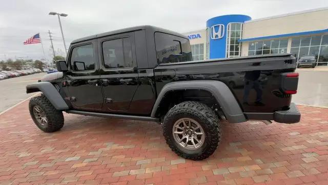 2024 Jeep Gladiator Sport
