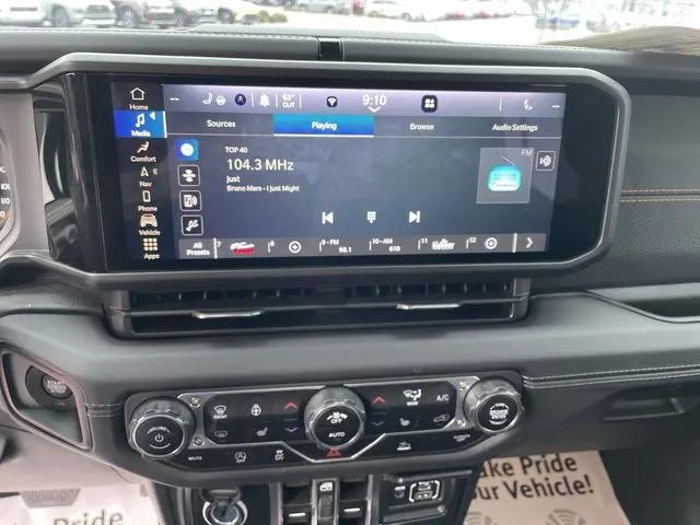 2024 Jeep Gladiator Sport
