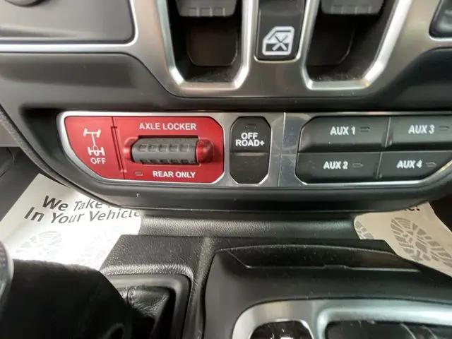 2024 Jeep Gladiator Sport