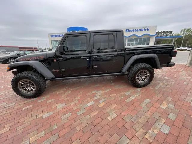 2024 Jeep Gladiator Sport