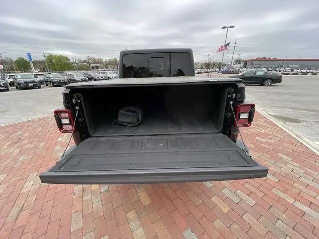 2024 Jeep Gladiator Sport