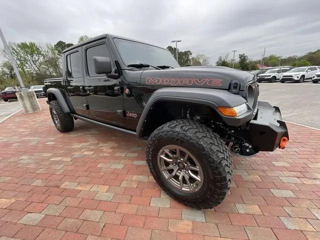 2024 Jeep Gladiator Sport
