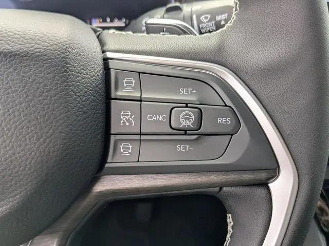 2026 Jeep Grand Cherokee Altitude 4x2