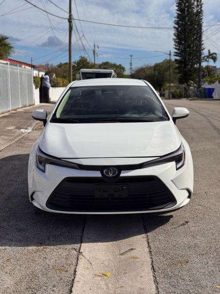 2025 Toyota Corolla Hybrid LE