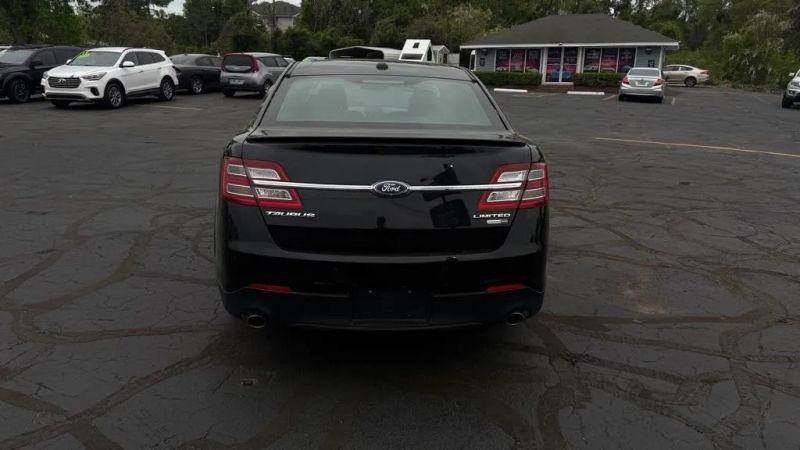 2016 Ford Taurus Limited
