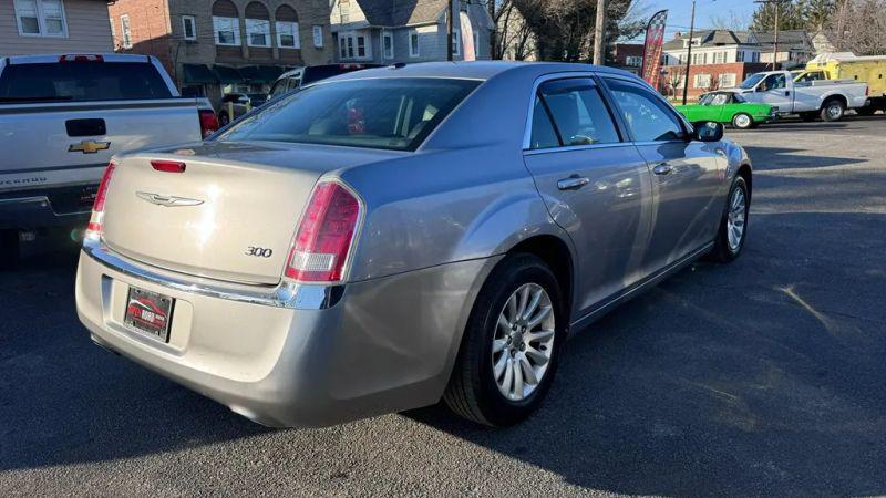 2013 Chrysler 300 Motown