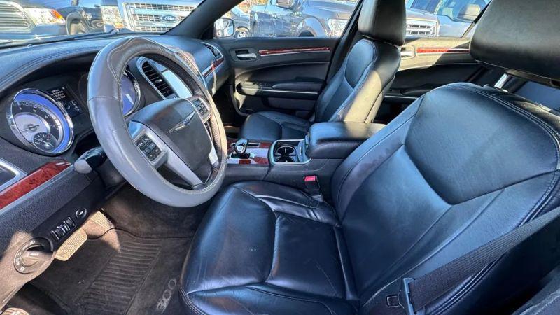 2013 Chrysler 300 Motown