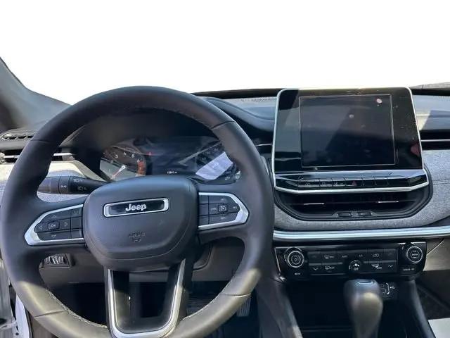 2025 Jeep Compass Latitude 4x4