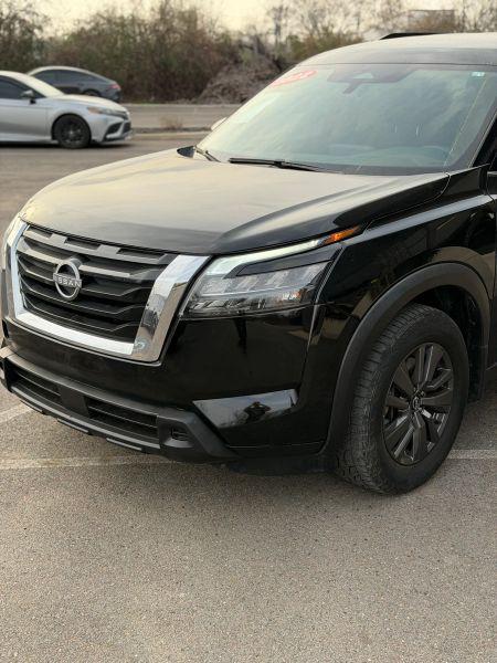 2022 Nissan Pathfinder SV 2WD